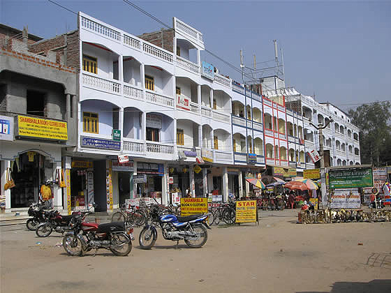 main street in Bodh Gaya 