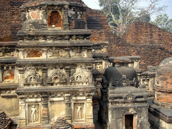 detail Sariputra's stupa 