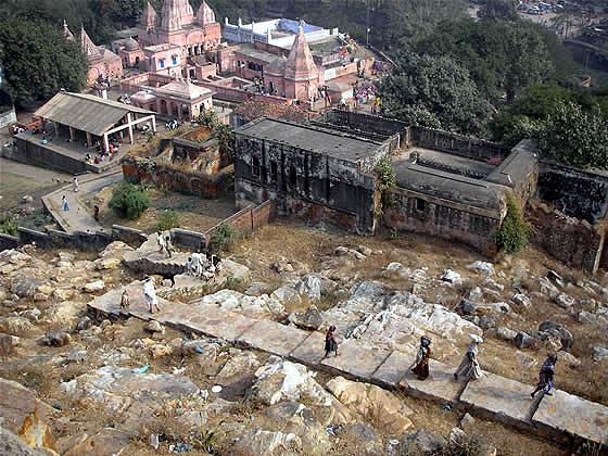 Lakshmi Narayan hot springs 