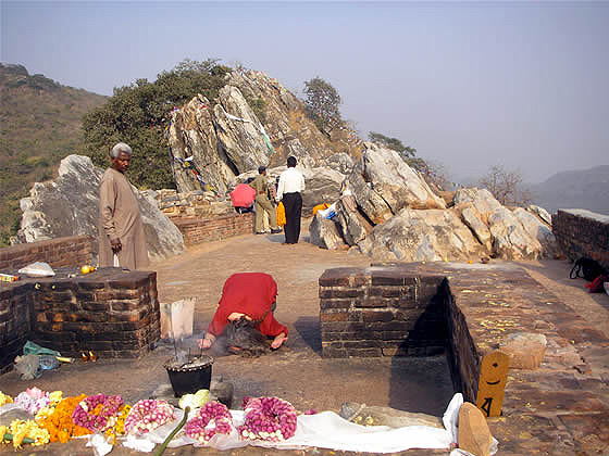 vultures peak shrine