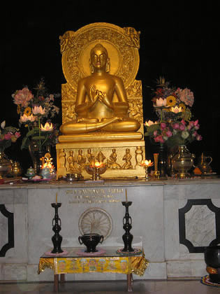 shrine at Mulagandhakuti Vihara